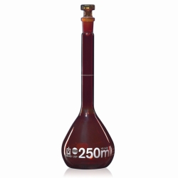Obraz Volumetric flasks, boro 3.3, class A, amber glass, with glass stopper, incl. USP individual certificate