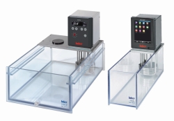 Obraz Thermostatic baths with polycarbonate tanks